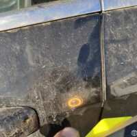 Передняя левая дверь