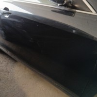 Передняя правая дверь