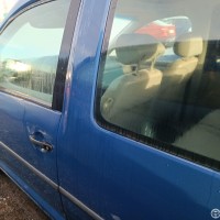 Задняя правая дверь