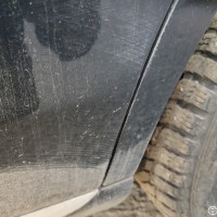 Задняя левая дверь