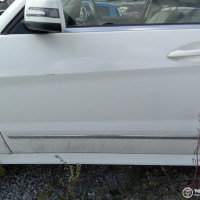 Передняя левая дверь