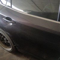 Задняя правая дверь