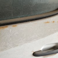 Передняя левая дверь