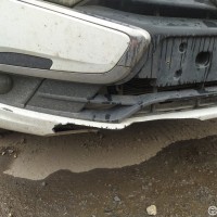 Передний бампер