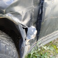 Переднее левое крыло