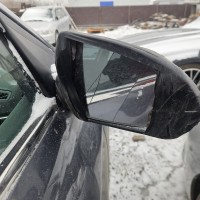 Правое дверное зеркало