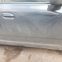 Передняя правая дверь