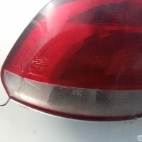 Левый задний фонарь