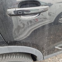 Задняя правая дверь