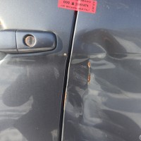 Задняя левая дверь