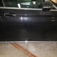 Передняя правая дверь