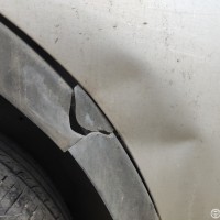 Переднее левое крыло