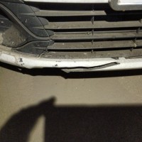 Передний бампер