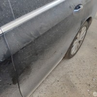 Задняя левая дверь