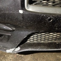 Передний бампер