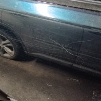 Задняя правая дверь