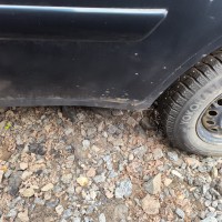 Задняя левая дверь