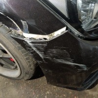 Передний бампер