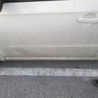 Передняя левая дверь