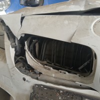 Передний бампер