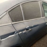 Задняя правая дверь