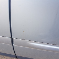 Задняя левая дверь