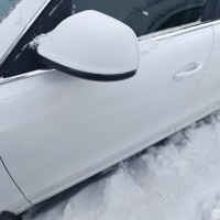 Передняя левая дверь