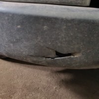 Передний бампер