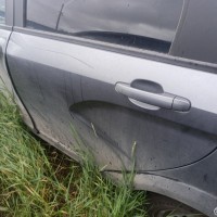 Задняя левая дверь