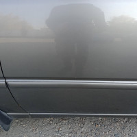 Передняя левая дверь