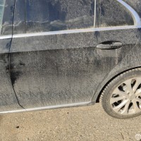 Задняя левая дверь