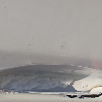 Передняя левая дверь