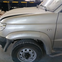 Переднее левое крыло