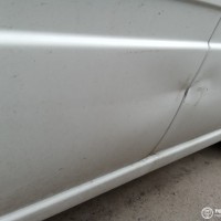 Передняя левая дверь