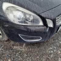 Передний бампер