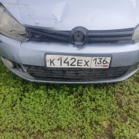 Передний бампер