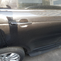 Задняя правая дверь