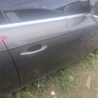 Передняя правая дверь