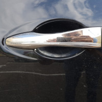 Задняя левая дверь