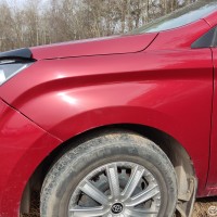 Переднее левое крыло