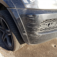 Передний бампер