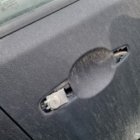 Передняя правая дверь