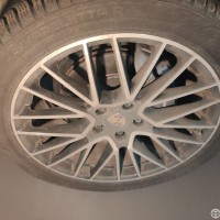 Переднее левое колесо