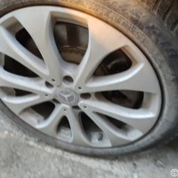 Заднее левое колесо