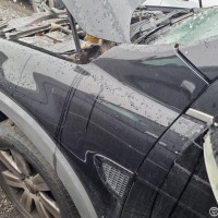 Переднее левое крыло