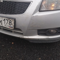 Передний бампер