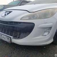 Передний бампер