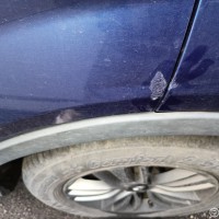 Задняя левая дверь