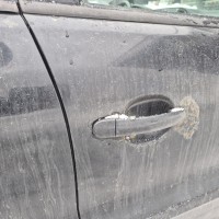 Передняя правая дверь