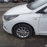 Переднее левое крыло